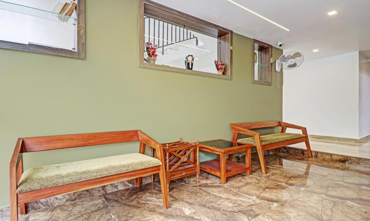 Sreepathi Mayoogha Guruvayur Exterior photo