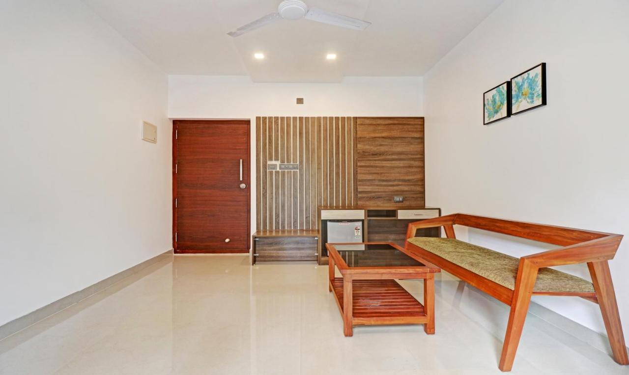 Sreepathi Mayoogha Guruvayur Exterior photo